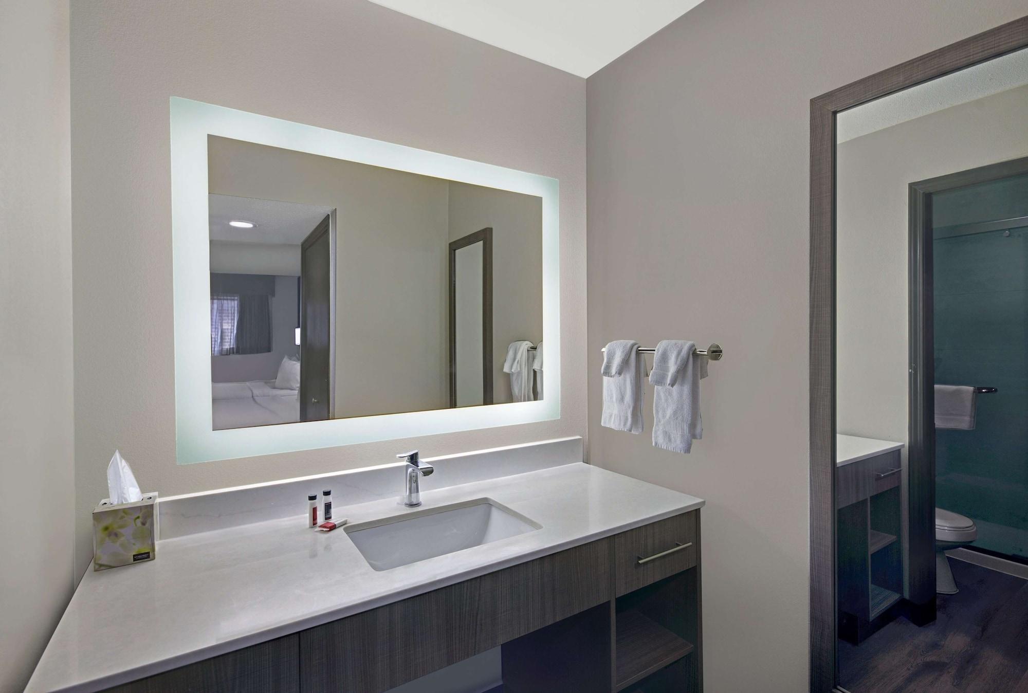 Best Western Fishkill Inn & Suites Zewnętrze zdjęcie